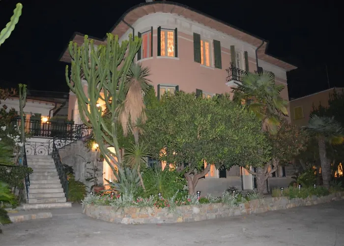 Hotel La Scogliera