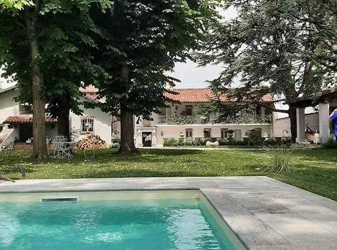 ANTICA VILLA CUNEO- Guest House - B&B e non un Hotel a Coni