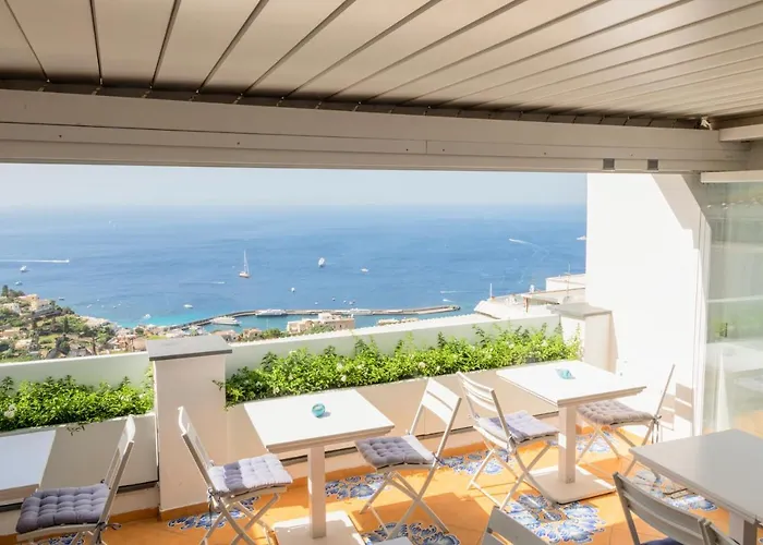 Piazzetta Diefenbach Capri