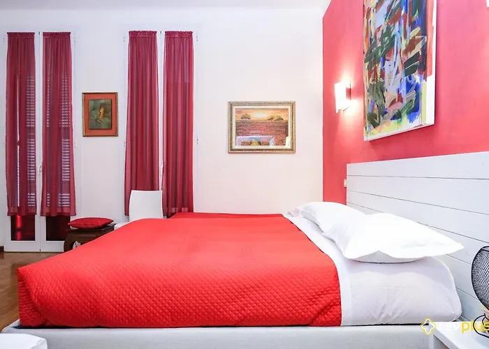 Lia Rooms La Spezia