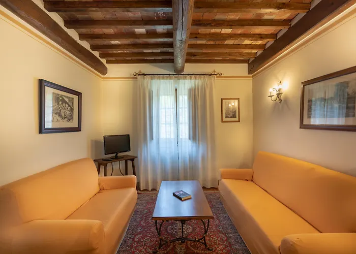 Villa Borgo San Pietro