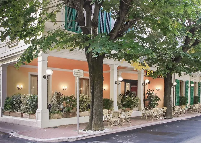 Hotel Boston