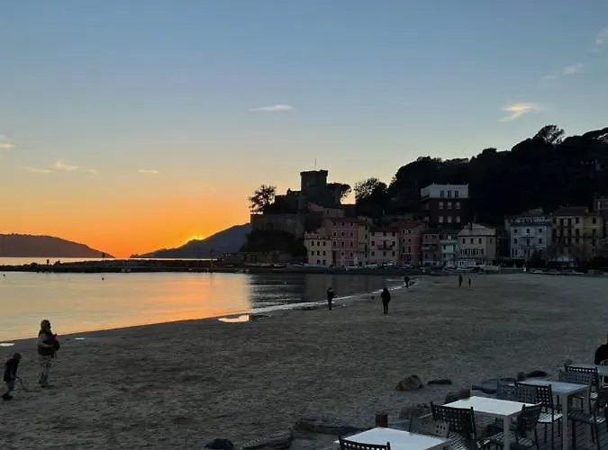 Hotel La Torretta A San Terenzo à Lerici