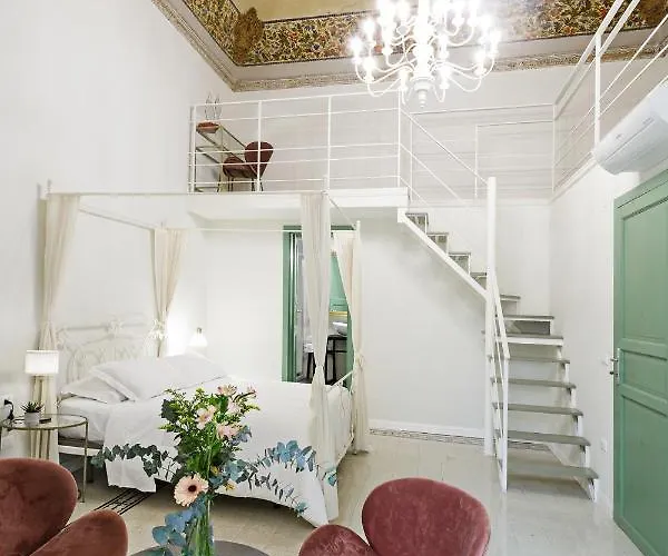 Pala Suites Napels