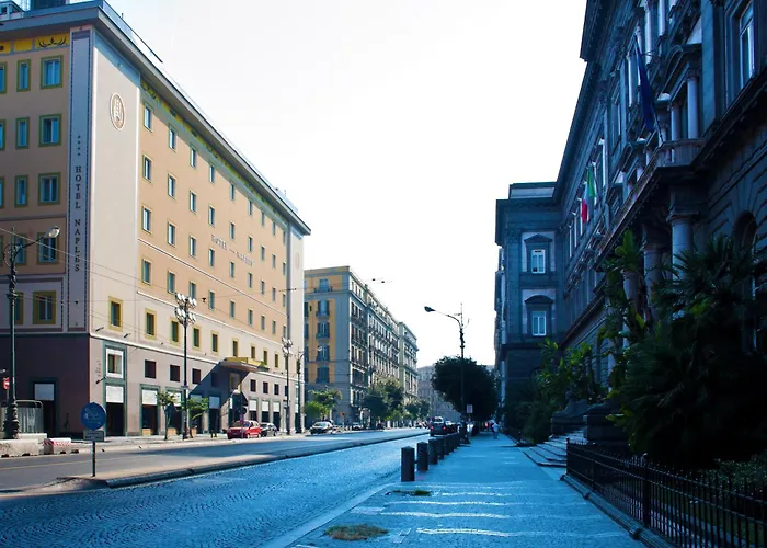 Hotel Nápoles