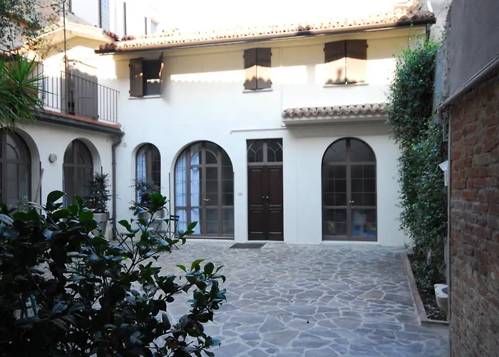 Casa Del Pittore Mantova