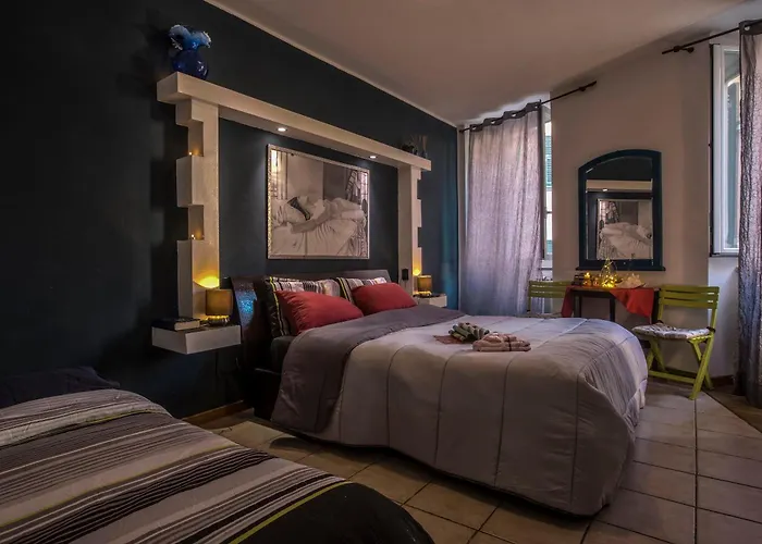 Lisetta Rooms Vernazza