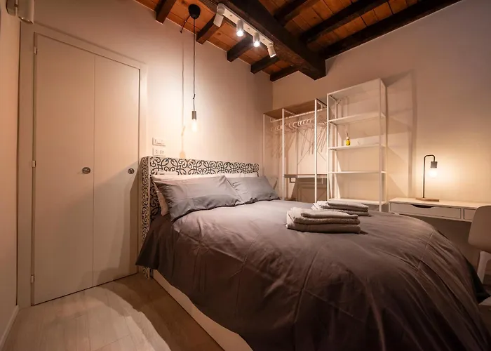 Reggio Center Lovely Rooms