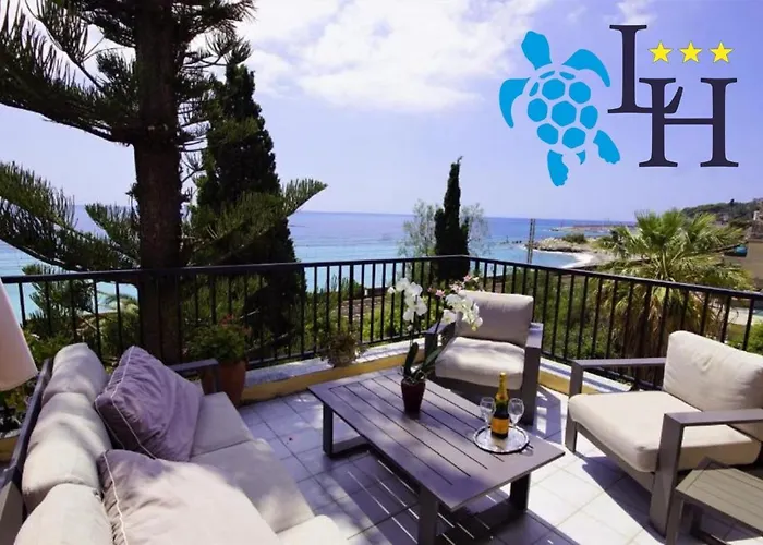 Hotel Lora Rda Luxury