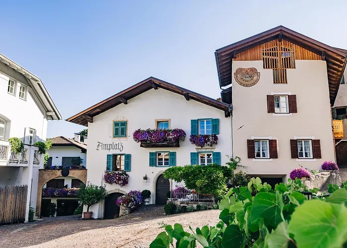 Amplatz 1523 - B&B And Suites