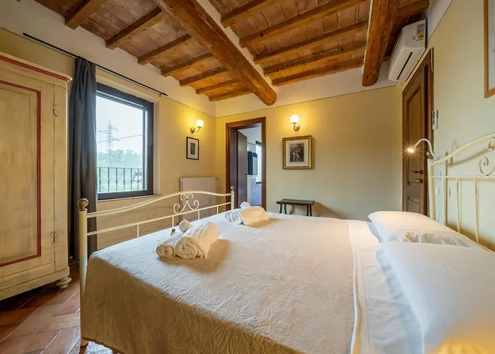 Casello A1, Modena Sud - Villa Aurora Charming Rooms