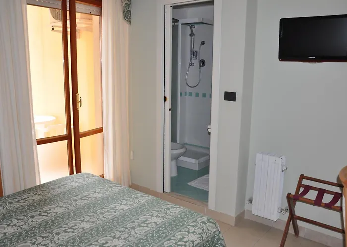 Hotel Sayonara