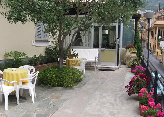 Hotel Villa Amelia Alassio