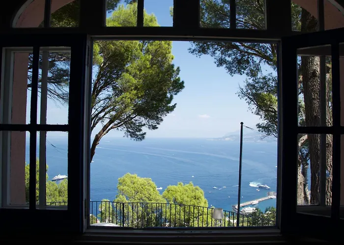 Hotel La Casa Nel Bosco Capri