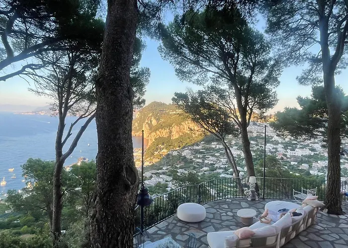 Hotel La Casa Nel Bosco Capri