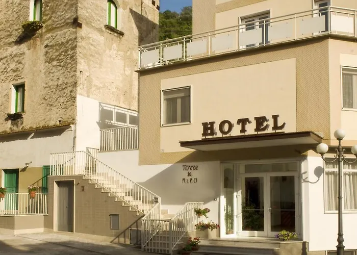 Hotel Torre Di Milo