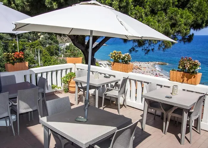 Albergo Miramare Bergeggi