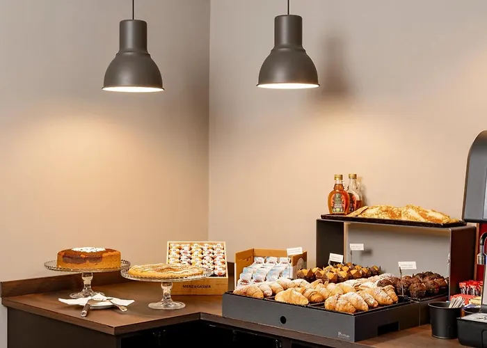 Flom Boutique Hotel