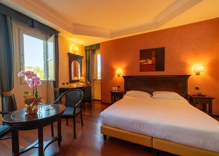 Hotel Teocrito