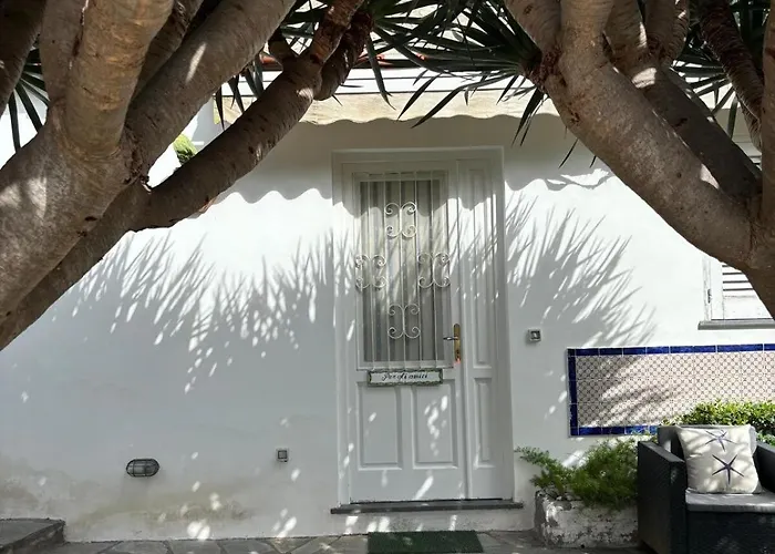 Dependance In Villa Argentina