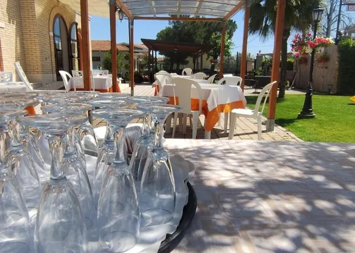Hotel Ristorante Casa Rossa