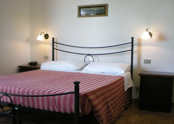 Hotel Sangallo B&B-Panoramic Position-Valley And Vineyard View-Family Run