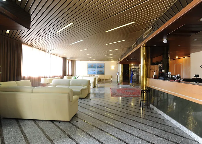 Hotel President