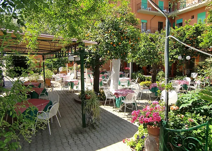 Hotel Girasole