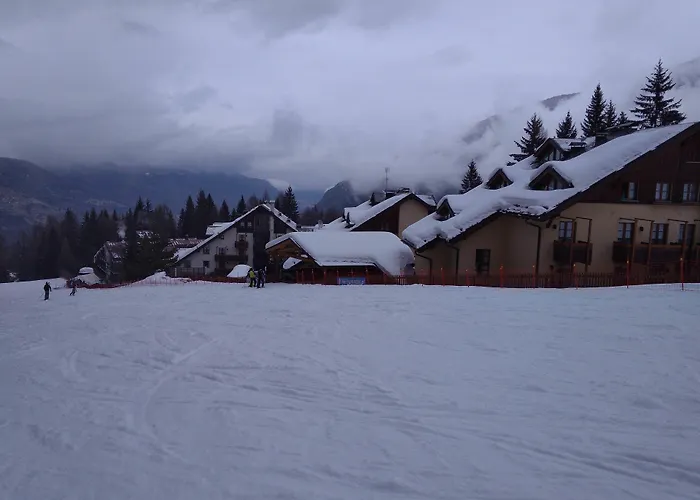 Nevesole Folgarida Resort Aparthotel