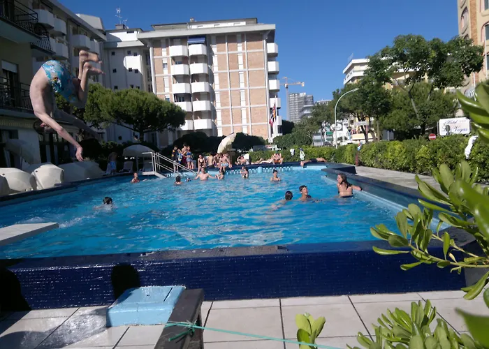Hotel AMALFI&Restaurant Karaoke Bar
