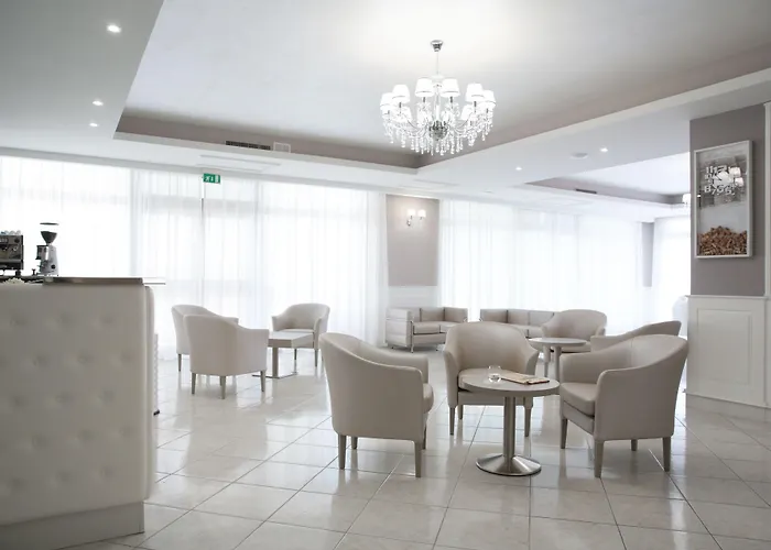 Hotel Leon - Ristorante Al Cavallino Rosso