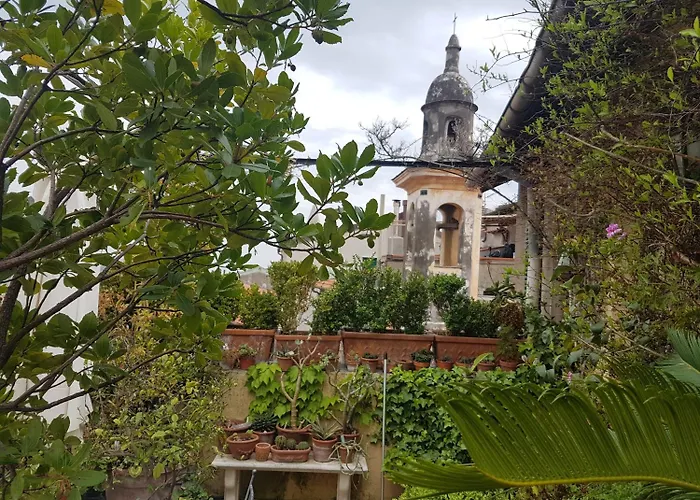 La Terrazza Dei Pelargoni B&B
