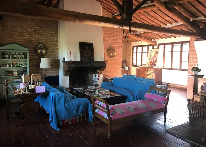 Castello Delle Quattro Torra Bed & Breakfast Val di Pugna