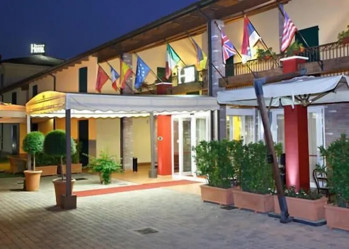 Hotel Gabarda Carpi