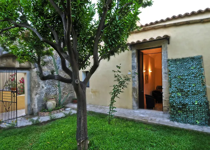 Bed and Breakfast Il Giardino Del Barocco Noto