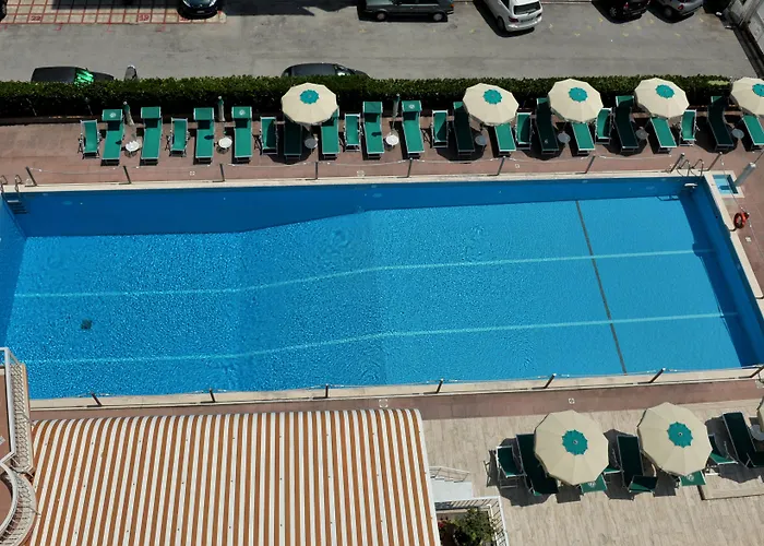 Hotel Pietra Di Luna