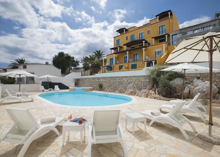 Lu' Hotel Maladroxia SantʼAntìoco