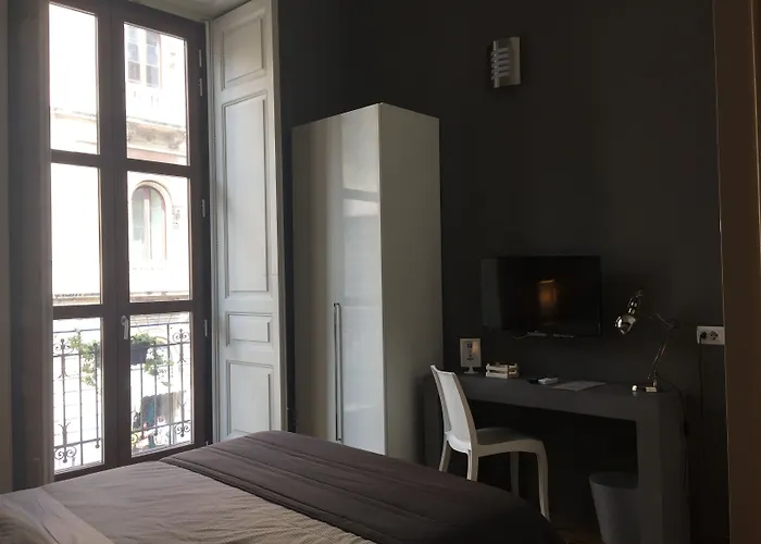 Ottomood Ala Ovest Catania Centro Bed and Breakfast