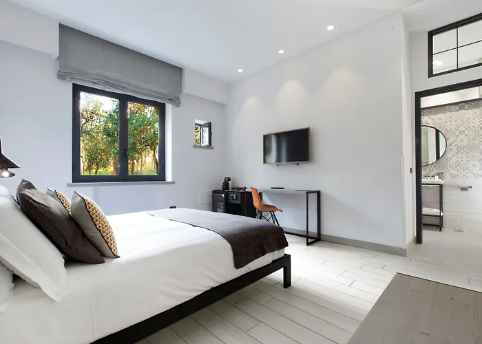 La Ferrovia Guest House