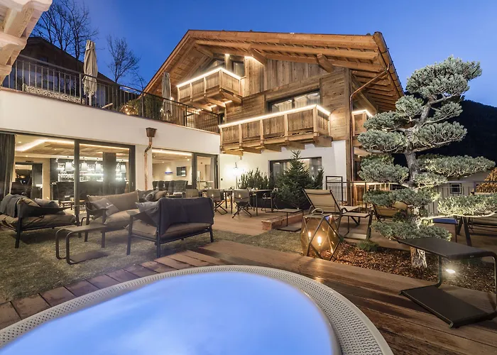 Hotel Montchalet Urtijëi