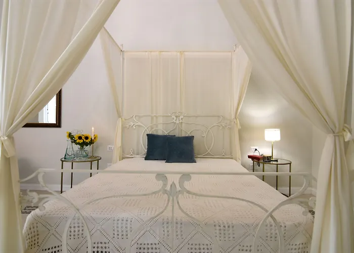 Pala Suites Napels