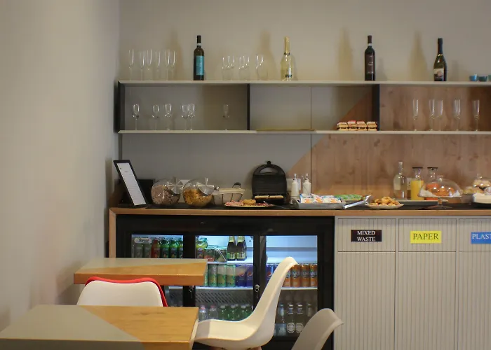 Be Italian Flat Piazza Bovio 22 Hotel Napels