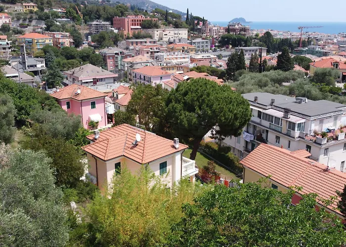 Holiday Rooms La Campagnetta Alassio