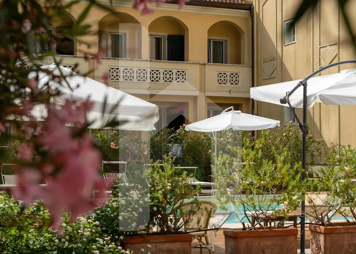 Villa Rosella Resort Roseto Degli Abruzzi