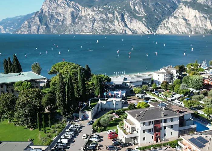 Hotel Villa Claudia Torbole Sul Garda