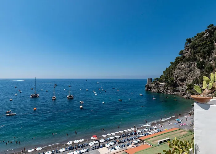La Dolce Vita a Positano boutique hotel