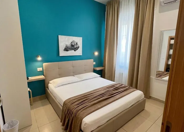Les Chambres De Francoise Guest House Olbia