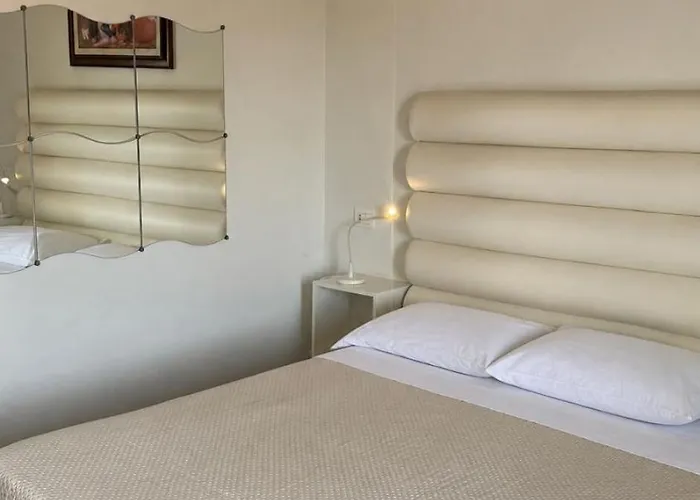 Ig-Tysandros Apartments Giardini Naxos