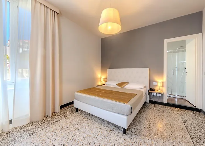 Hnn Luxury Suites