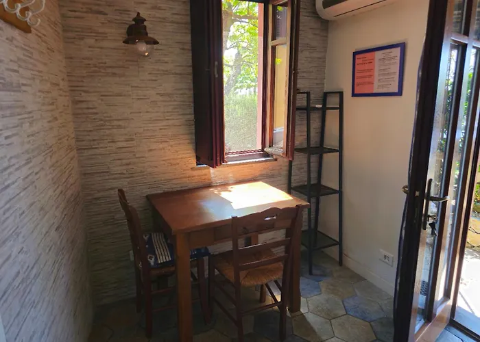 Il Borgo Di Campi Aparthotel Riomaggiore